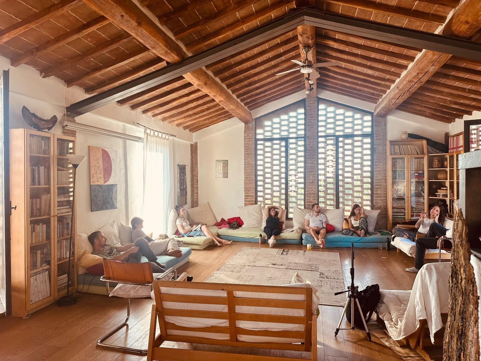 La sala del seminario residenziale, gruppo in cerchio